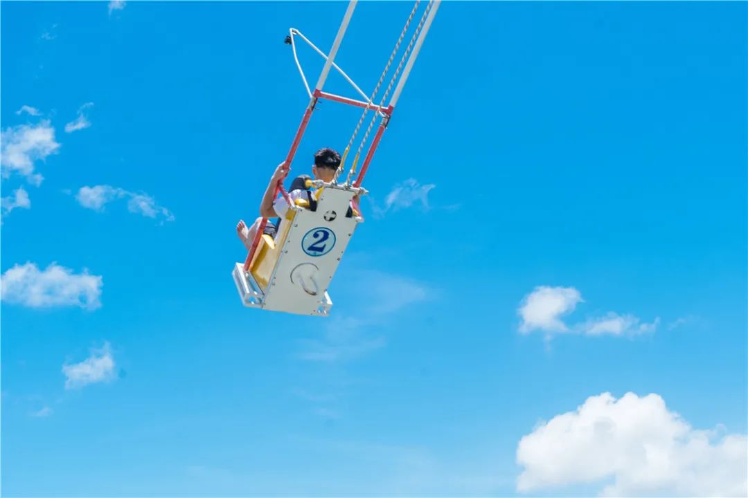 高空飞椅有失重的感觉吗高空飞椅，失重感究竟是怎样的奇妙体验？
